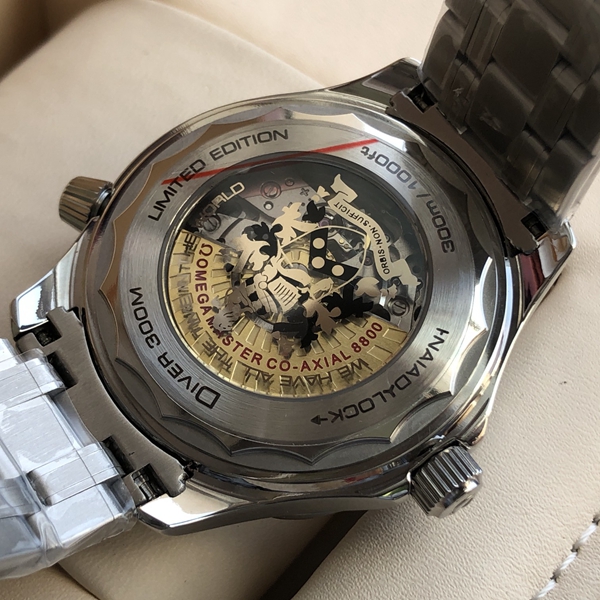 オメガ時計着用イメージ